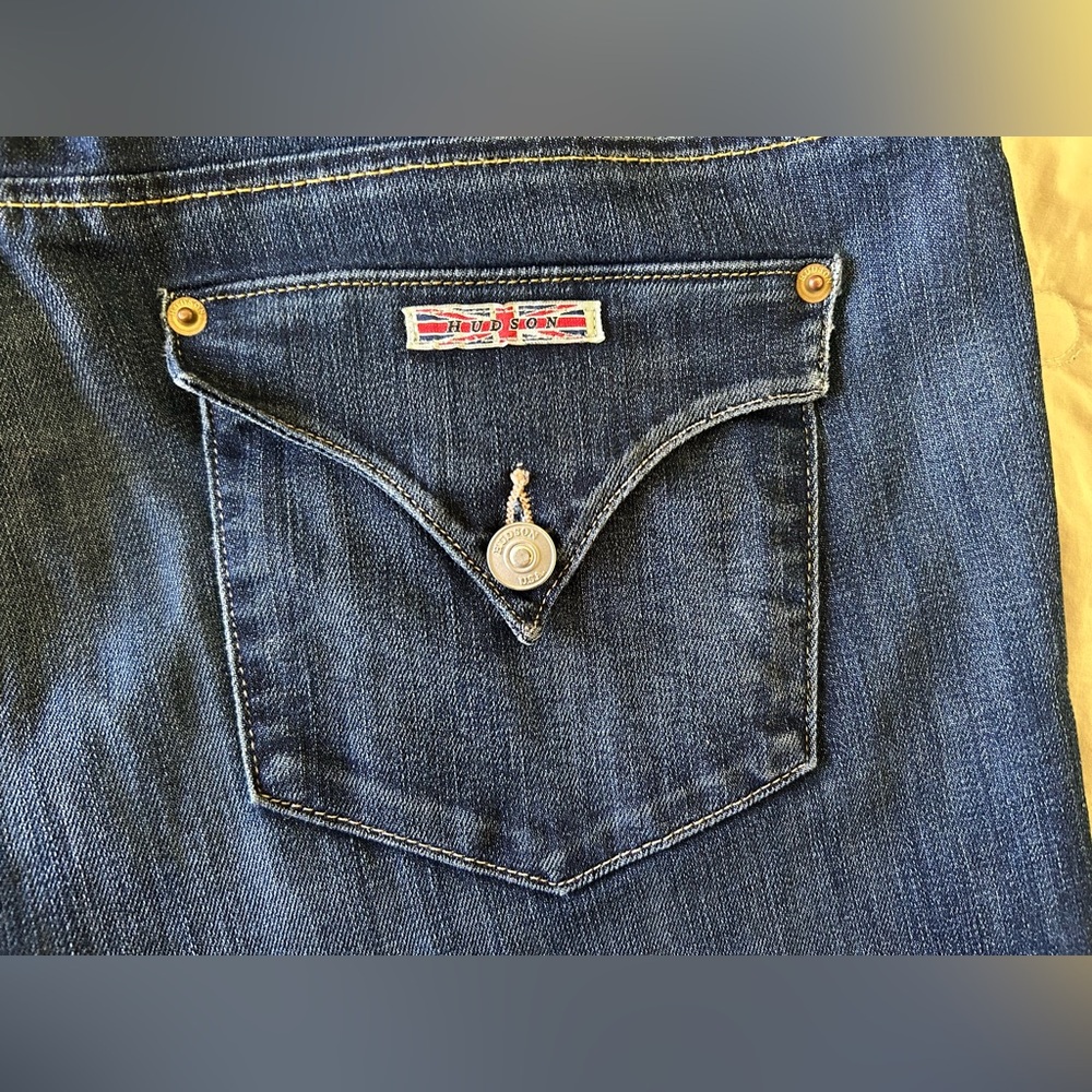 Hudson Mid- Rise Straight Leg Jeans - Picture 5 of 7